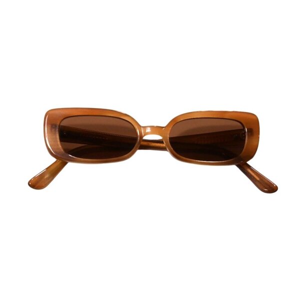 Velvet Canyon Zou Bisou Sunglasses in Chocolate - Picture 2 of 6